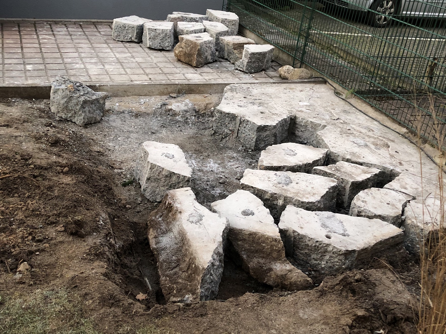 Betonplatte präzise in transportfähige Stücke geteilt